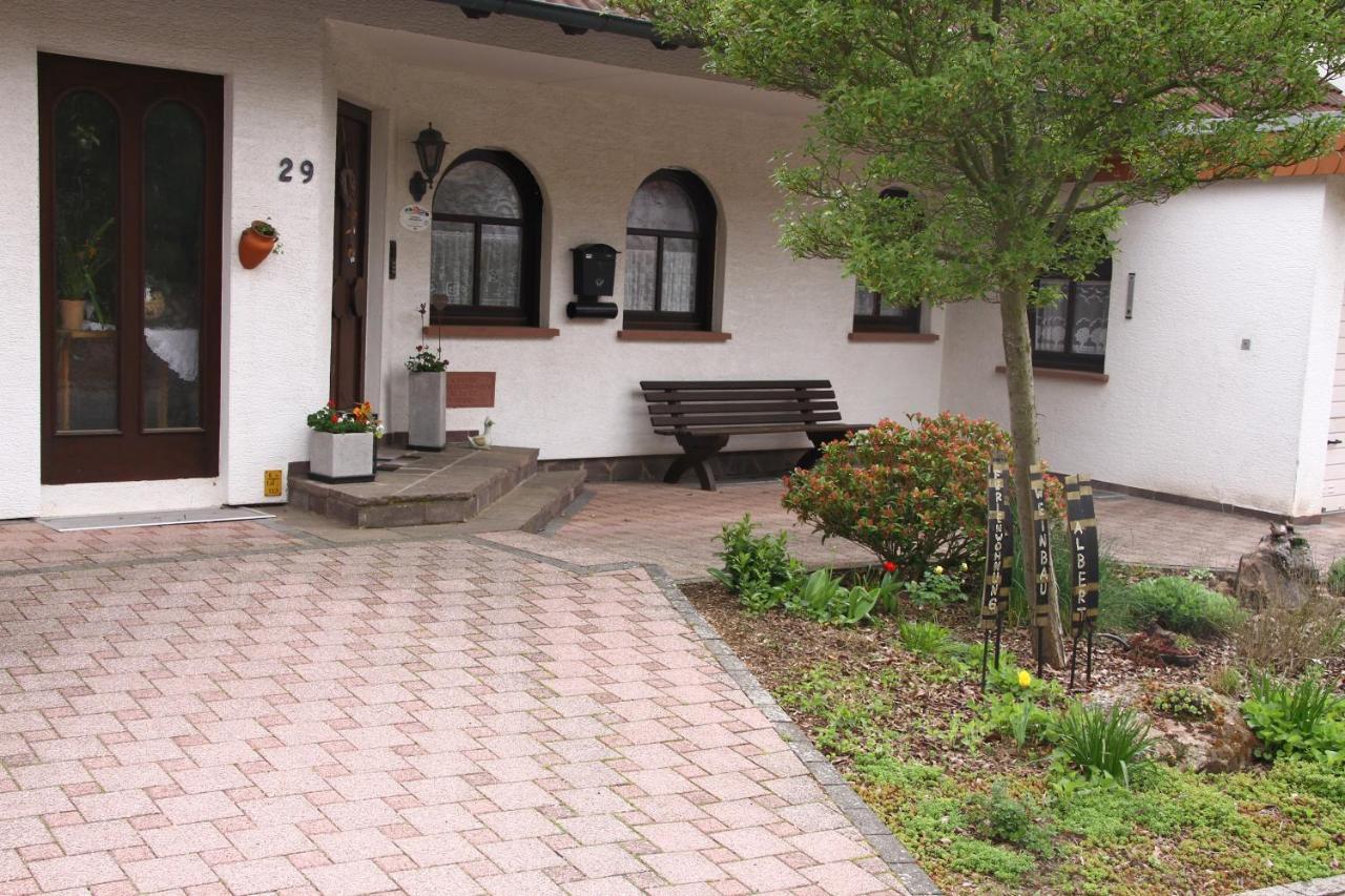 Ferienwohnungen Haus Albert Grossheubach Екстер'єр фото
