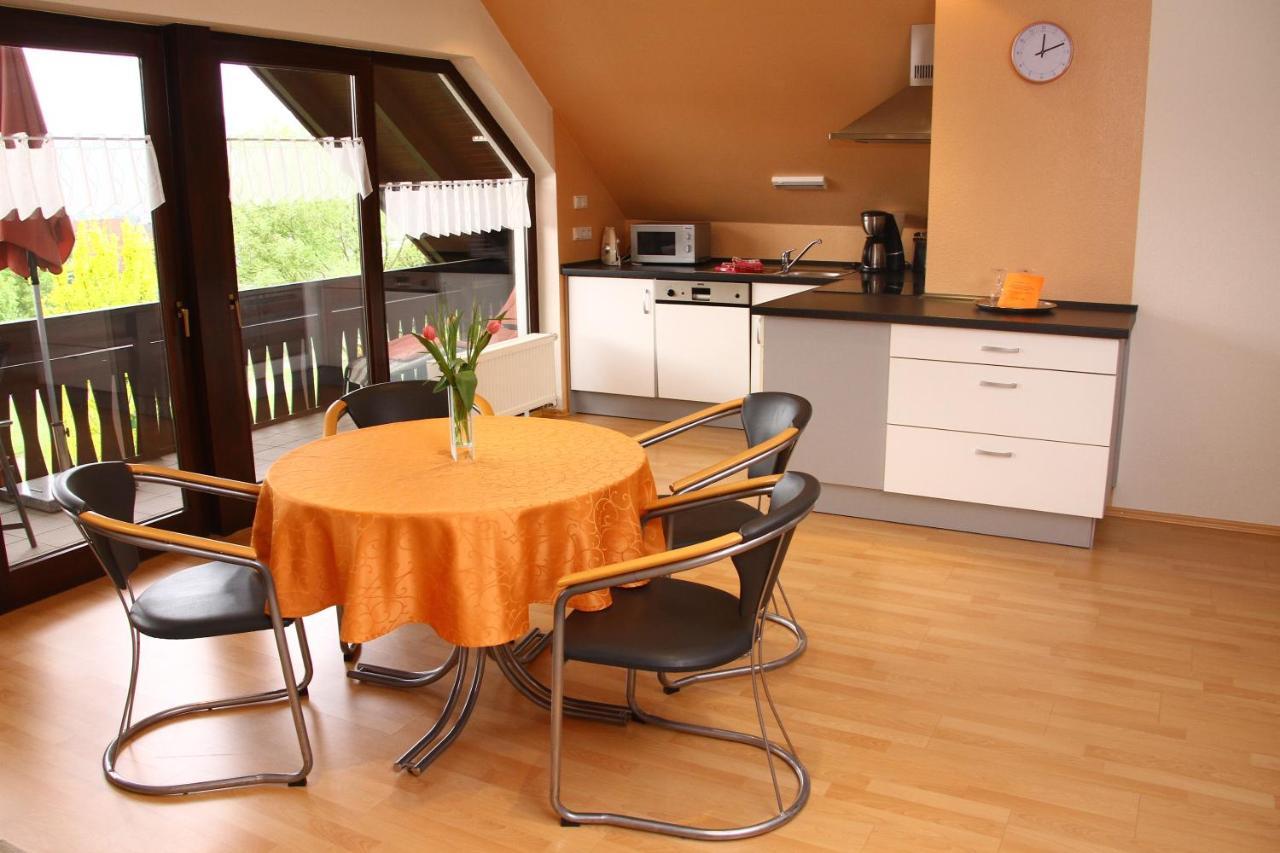 Ferienwohnungen Haus Albert Grossheubach Екстер'єр фото
